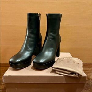 PRICE DROP! Gianvito Rossi Black Leather Daisen Platform Boots Size 42, 100 mm